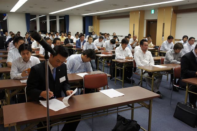 臨時総会の開催