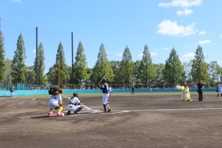 プロ野球 ウェスタンリーグ 始球式に5代目卑弥呼出演